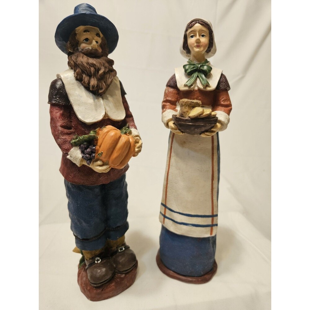 12" Tall Pilgrim Couple Figurine Harvest Table Thanksgiving Fall Decor